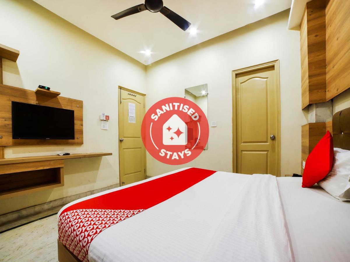 Oyo 78699 Hotel Klick International Нью-Дели Экстерьер фото