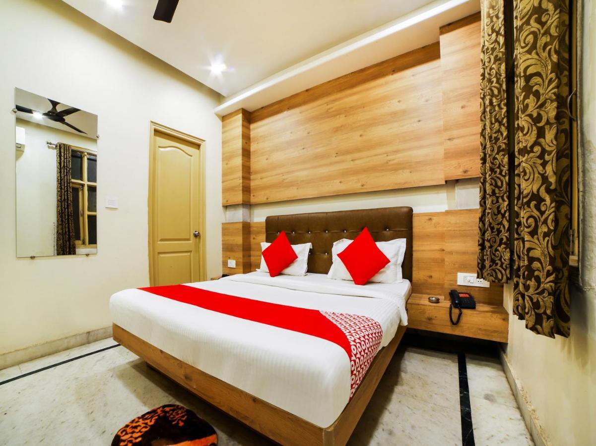 Oyo 78699 Hotel Klick International Нью-Дели Экстерьер фото
