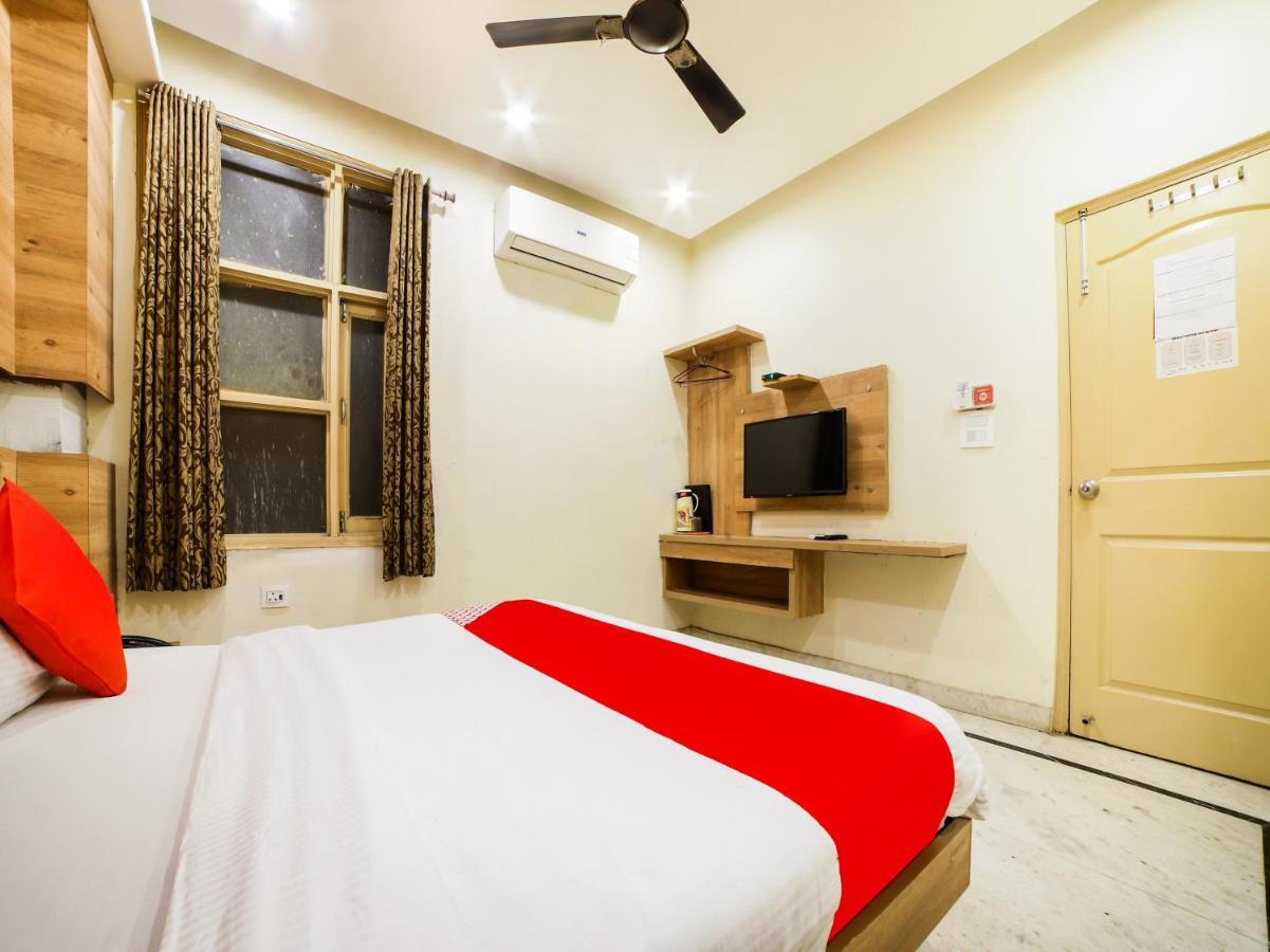 Oyo 78699 Hotel Klick International Нью-Дели Экстерьер фото