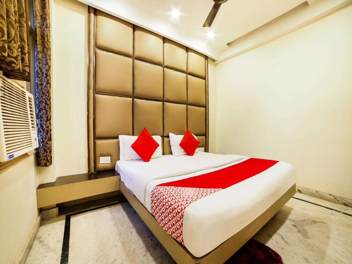 Oyo 78699 Hotel Klick International Нью-Дели Экстерьер фото