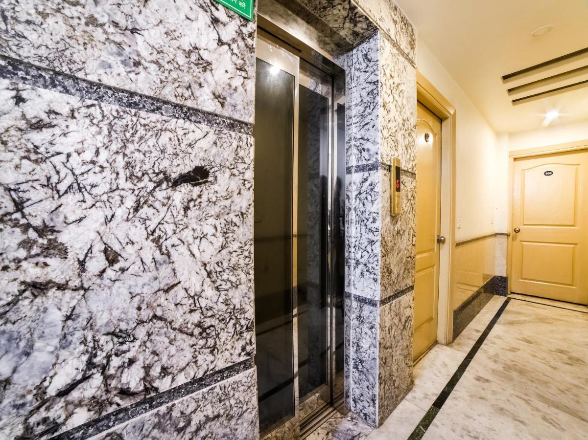 Oyo 78699 Hotel Klick International Нью-Дели Экстерьер фото