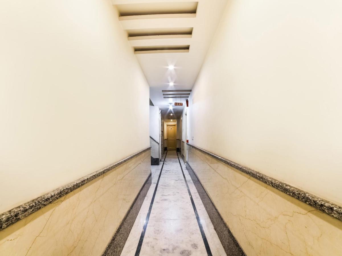 Oyo 78699 Hotel Klick International Нью-Дели Экстерьер фото